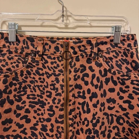 NWOT Free People zip it up printed mini skirt - Cheetah - Size 27 - Picture 7 of 7